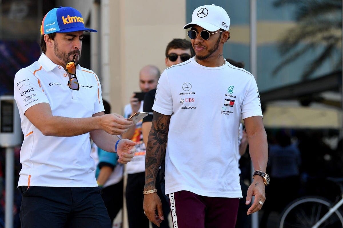 Fernando Alonso e Lewis Hamilton (Mercedes) GP de Abu Dhabi de F1 2018