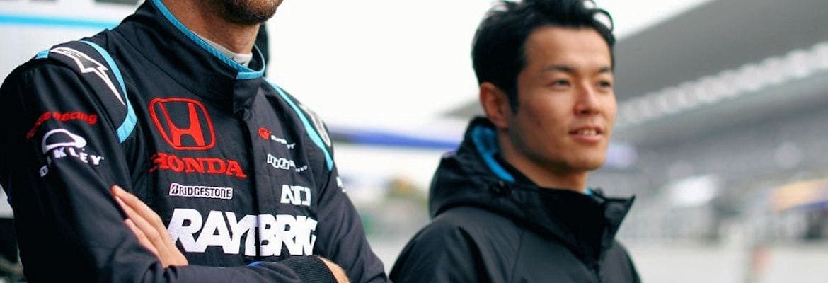 Horner: “Yamamoto não está sendo considerado para futura vaga na F1”