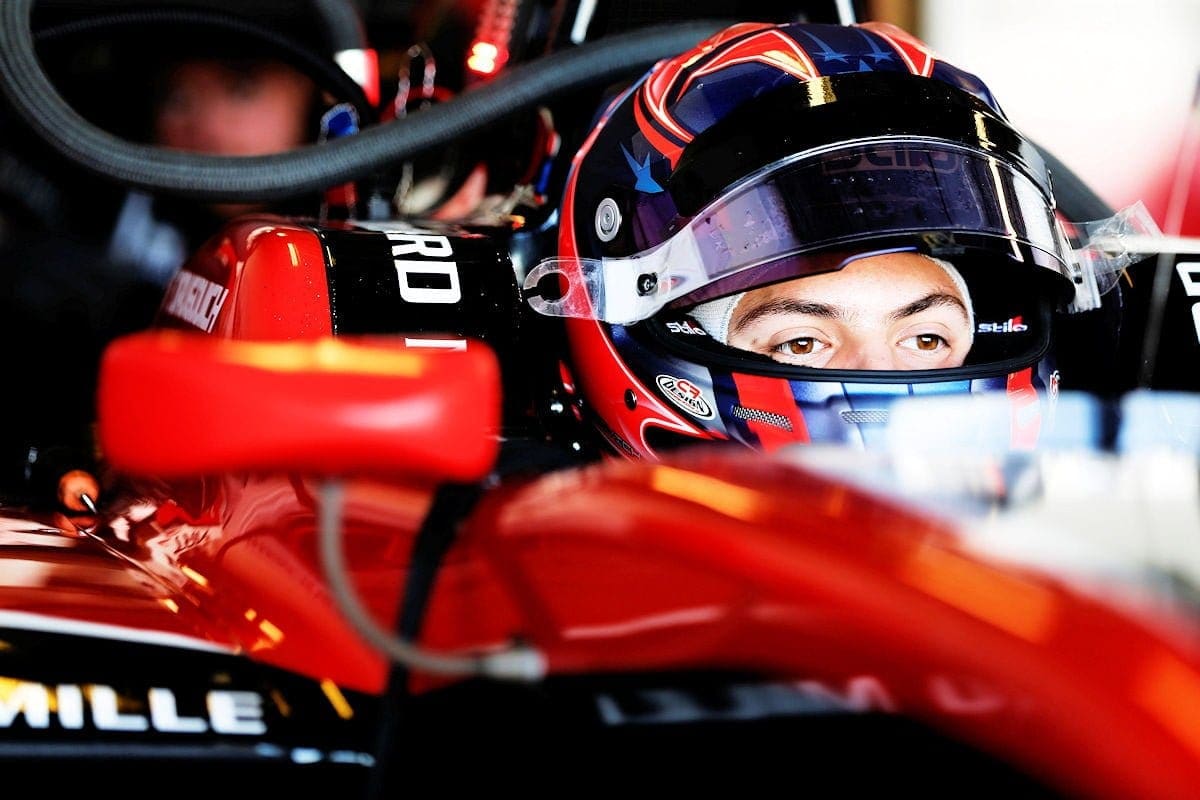 Kari é o mais rápido no segundo dia em Abu Dhabi; Drugovich segue testes ao volante da ART Felipe Drugovich - GP3 Series