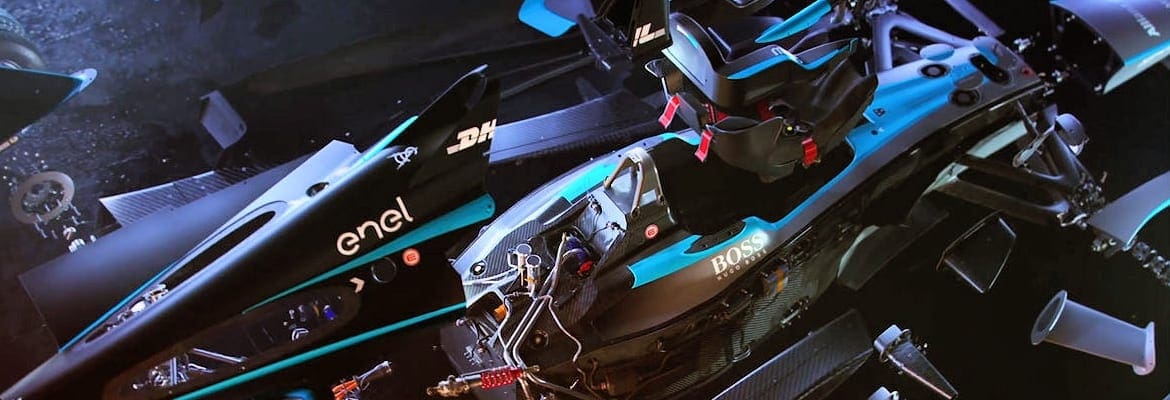 Quais são as diferenças entre um carro de Fórmula E e um carro de Fórmula 1? Veja o vídeo