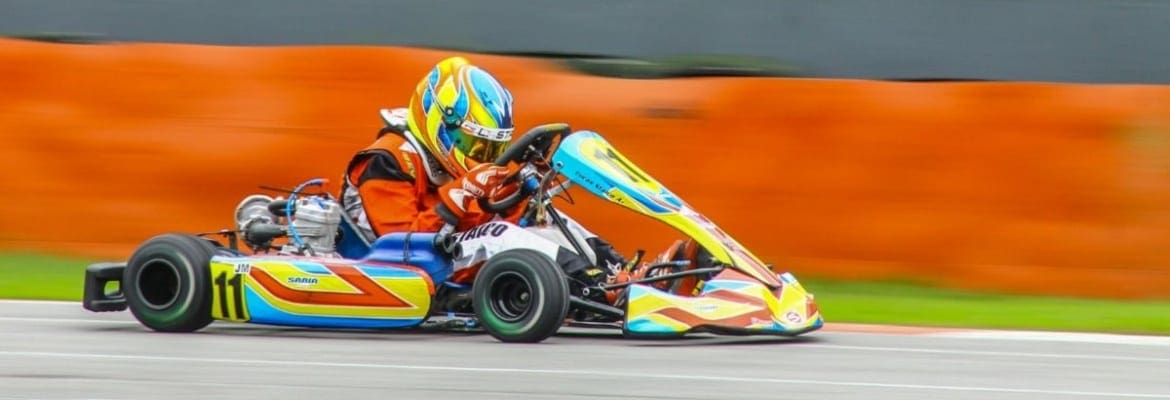 Lucas Staico comemora o bicampeonato na Copa SP Light