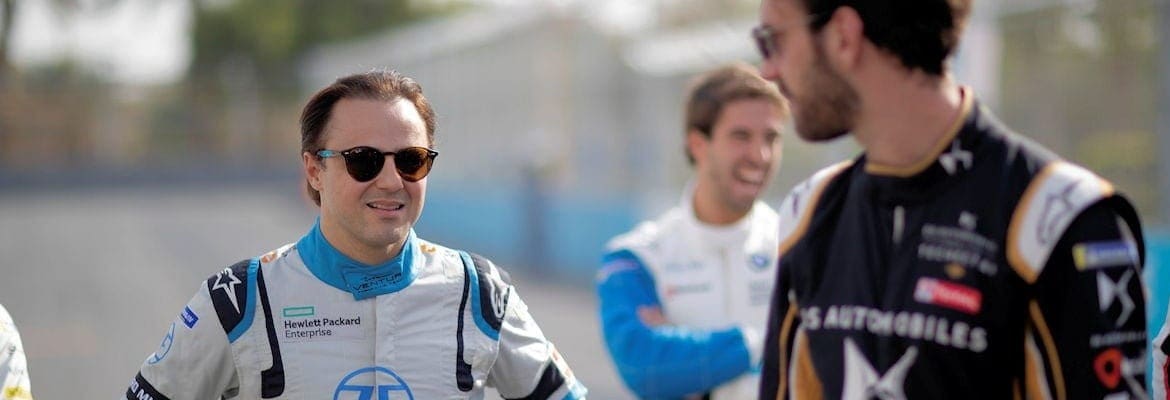 Felipe Massa lidera time da Fórmula E em partida beneficente