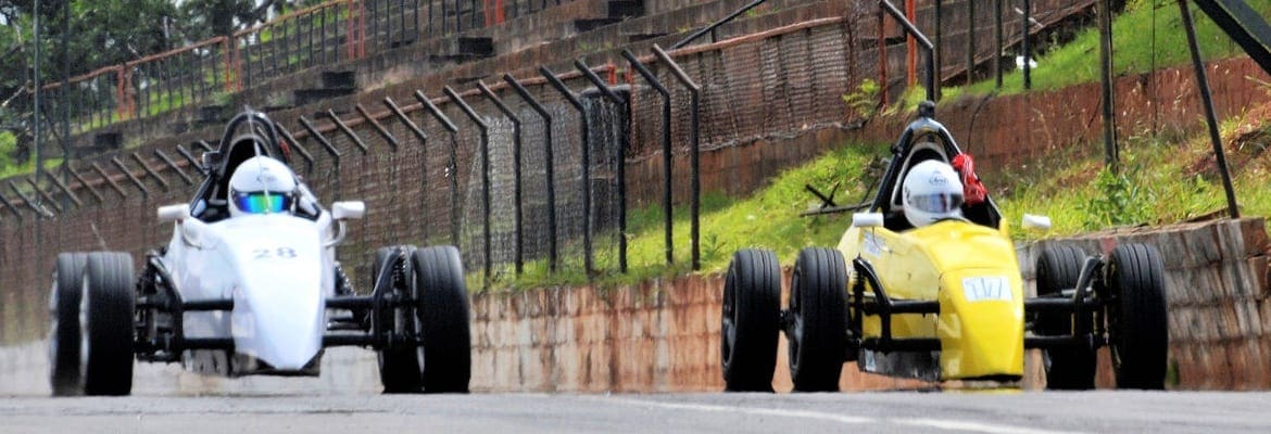 Prova da Fórmula Vee para pilotos novatos tem chegada decidida por apenas 46 milésimos