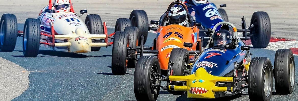 Interlagos recebe piloto americano e terá decisão na Fórmula Vee Júnior