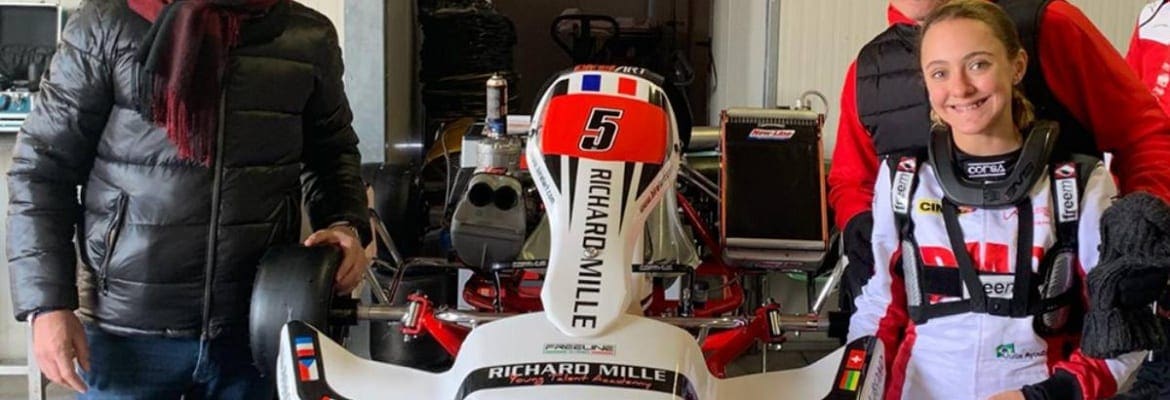 Júlia Ayoub conquista vaga na Europa para representar o Brasil no Mundial de Kart em 2019