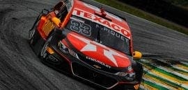 Piquet fecha os dois treinos entre os 15 na abertura da prova final da Stock Car