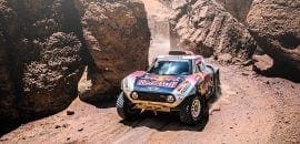 Peterhansel lidera terceira etapa do Dakar