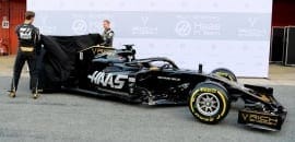GALERIA: Haas apresentou fisicamente o VF-19 antes do início dos testes em Barcelona