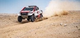 Al Attiyah amplia sua vantagem no Catar, apesar de furo em pneu