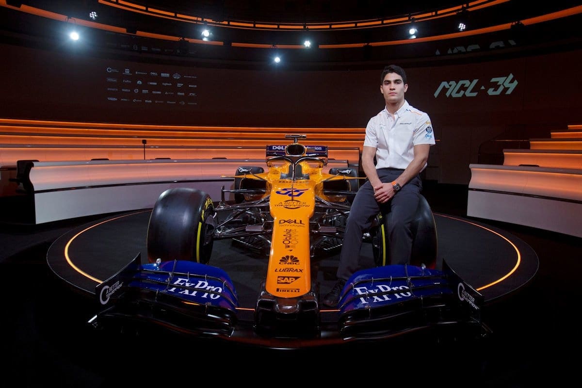 GALERIA: Laranja e um pouco mais azul, McLaren apresenta o MCL34 para a F1 2019 GALERIA: Laranja e um pouco mais azul, McLaren apresenta o MCL34 para a F1 2019