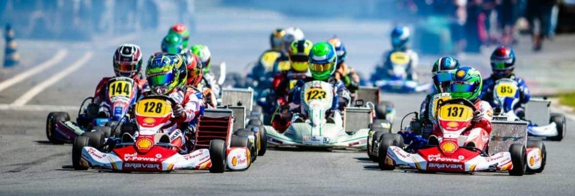 Com três novos representantes, Academia Shell Racing estreia com vitória na temporada 2019