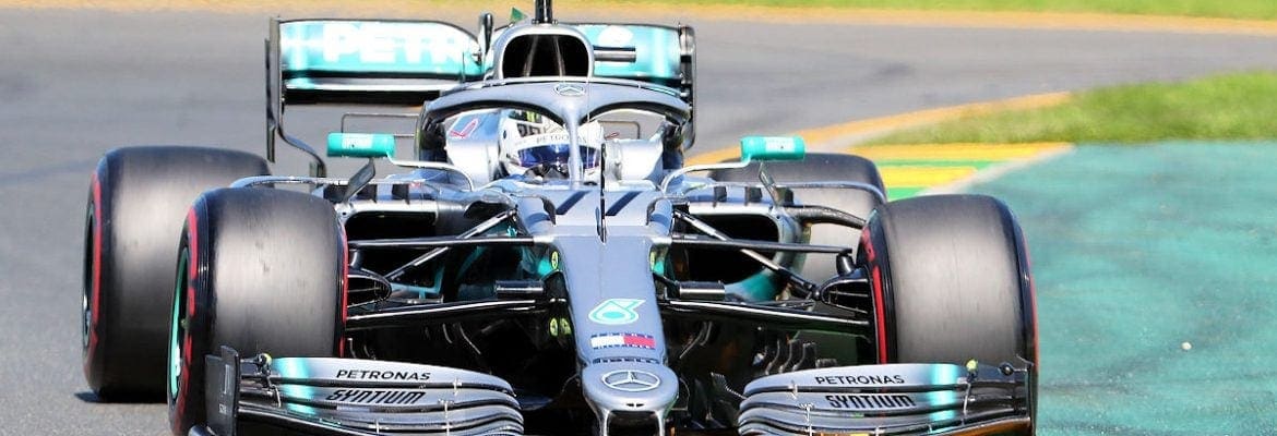Mercedes explica porque não fez pit-stop para Bottas