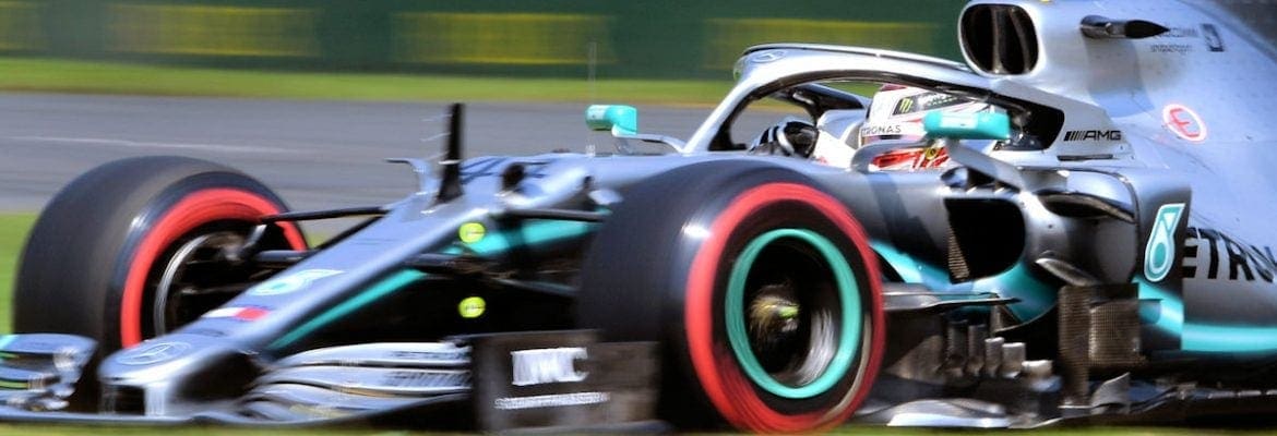 GP da Austrália de F1: Mercedes sobra e garante dobradinha com Hamilton em sua 1ª pole do ano
