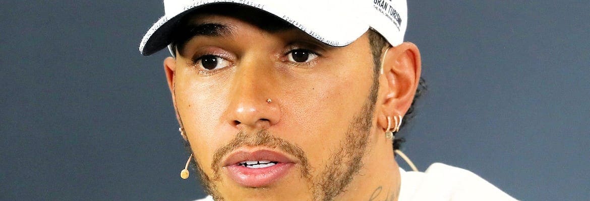 Hamilton acredita em Mercedes, Ferrari e Red Bull na briga pela título