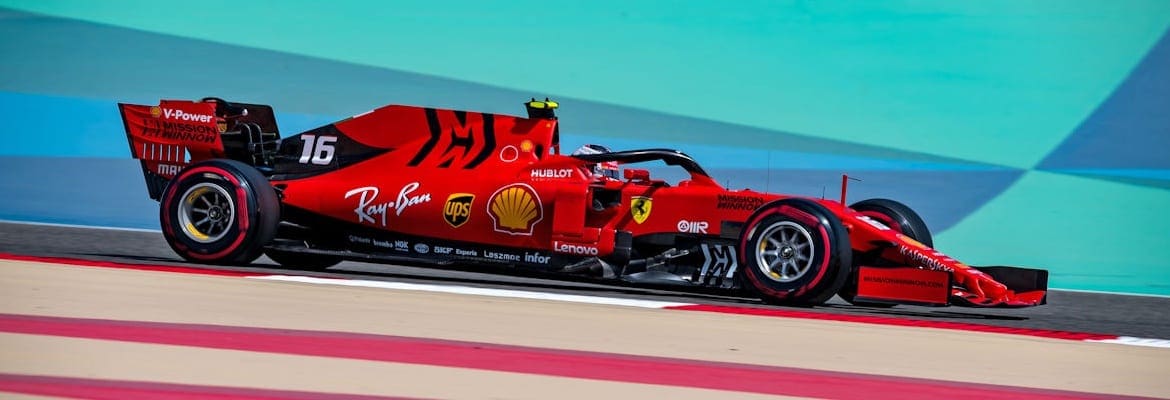 GP do Bahrein: Leclerc faz sua 1ª pole na F1, com novo recorde e dobradinha da Ferrari