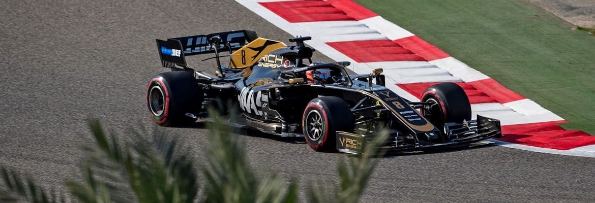 Grosjean recebeu penalidade de grid, enquanto Vettel escapou de punição