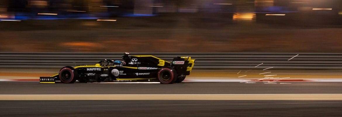 “Risco potencial de eletrocussão” livrou Ricciardo de penalidade no Bahrein