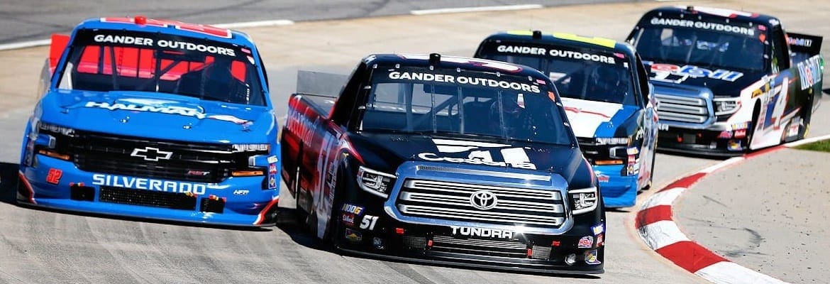 Truck Series: Em Martinsville, Kyle Busch conquista a 201ª vitória de sua carreira