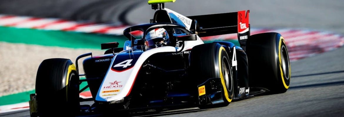 Pré-temporada da F2: De Vries lidera primeiro dia em Barcelona; Sérgio Sette em segundo