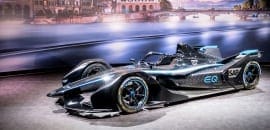 A contagem regressiva começou: Mercedes revela teaser do ‘EQ Silver Arrow 01’ para sua 1ª temporada na Fórmula E