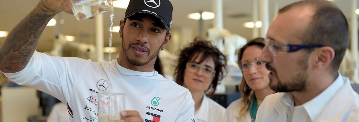 Após busca global por talentos, PETRONAS apresenta nova Engenheira de Fluidos para a Fórmula 1