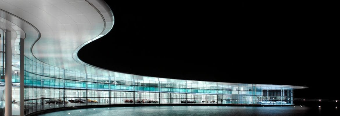 F1 Ao Vivo: Assista à apresentação do McLaren MCL60