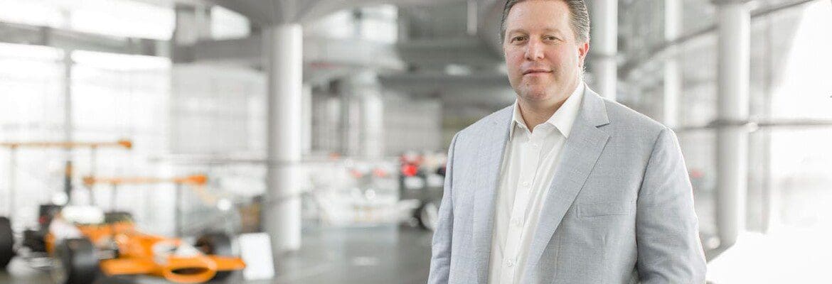 Brown afirma que McLaren considera participar do WEC no próximo ano