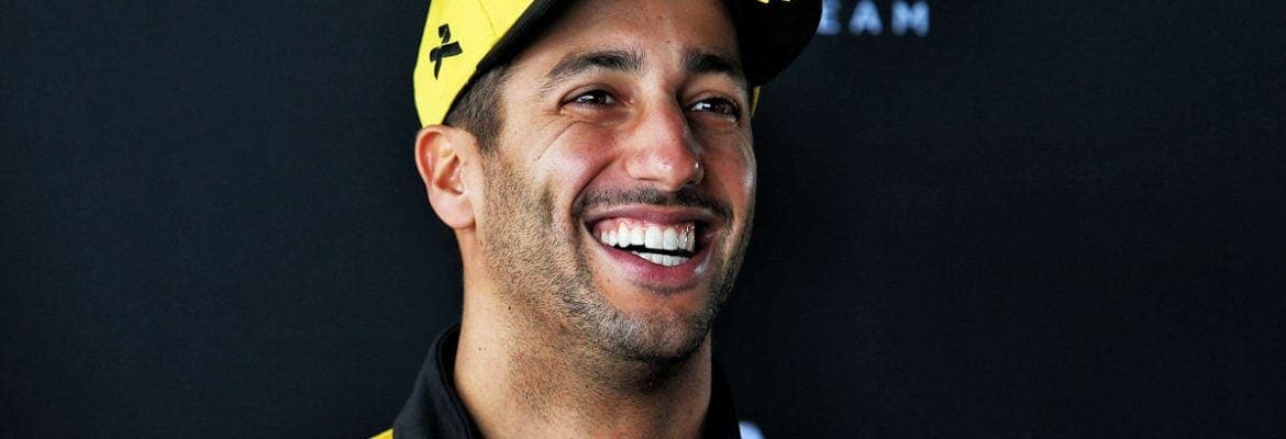 Ricciardo quer que estreia frustrante pela Renault fique para trás