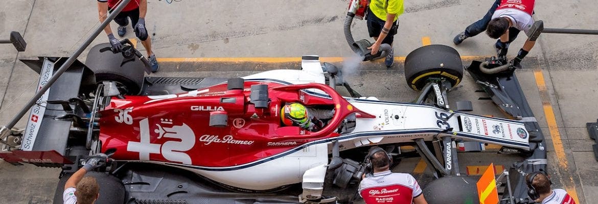 Possível estreia de Schumacher faz emissora de TV hesitar