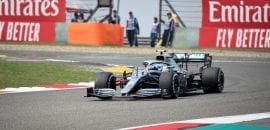 GP da China: Valtteri Bottas mantém a Mercedes à frente no último treino em Xangai