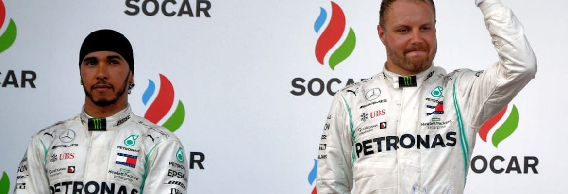 Mercedes bate recorde da F1 com 4ª dobradinha da temporada em Baku