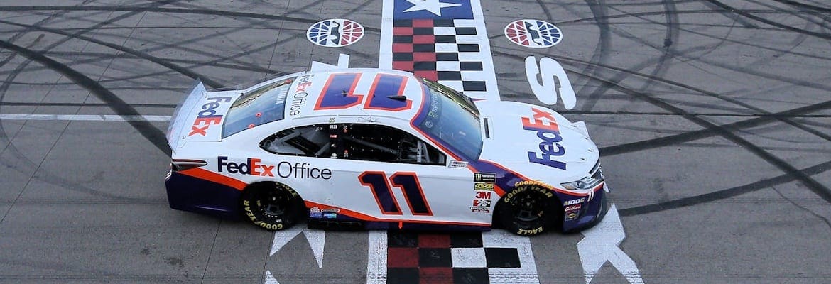 Hamlin transforma corrida imperfeita em vitória no Texas