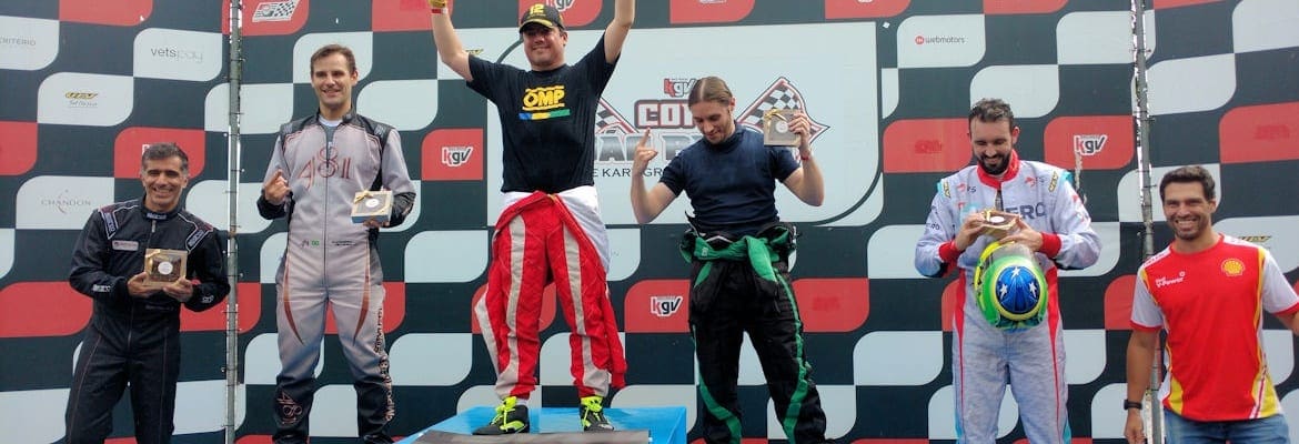 Super Metal Kart arrecada mais de uma tonelada de alimentos para o Instituto Ingo Hoffmann