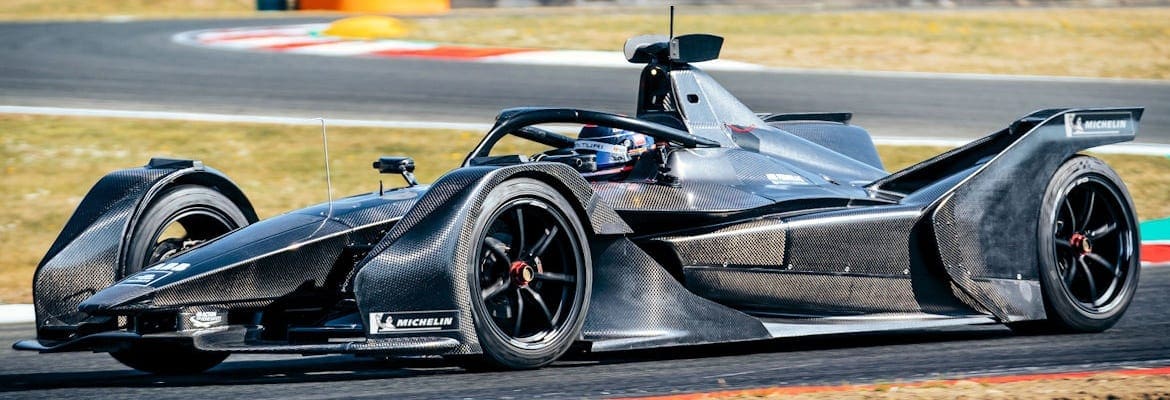 IN LOCO: Ian James, chefe da equipe Mercedes na Fórmula E, fala sobre a chegada da montadora à categoria