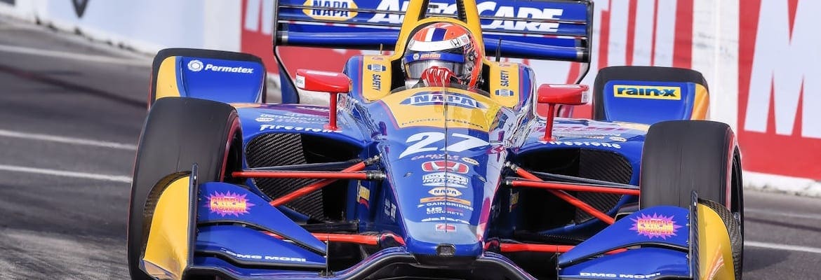 Partindo da pole, Alexander Rossi vence pelo 2º ano consecutivo em Long Beach