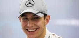 “Batalha entre Hamilton e Bottas vai durar toda a temporada”, considera Ocon
