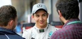 Mercedes trabalha na preparação de Esteban Ocon para 2020