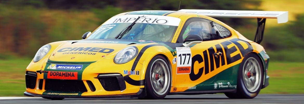 Porsche Cup: em Curitiba, Marcel Coletta faz recorde e é pole com o 4.0;  Felipe Baptista sai na frente com o 3.8