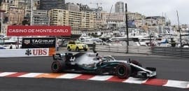 Seguido de perto por Verstappen, Hamilton lidera o TL1 para o GP de Mônaco