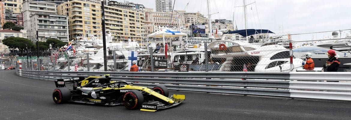 “Renault tem sido uma bagunça até agora nesta temporada”, disse Hulkenberg