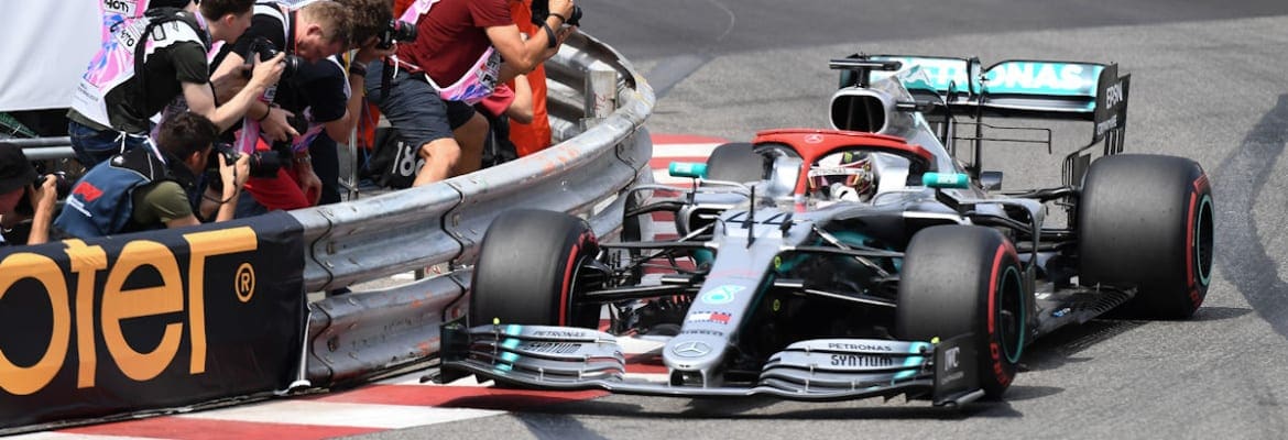 Em Mônaco, Hamilton faz a pole e garante 5ª dobradinha da Mercedes em 2019