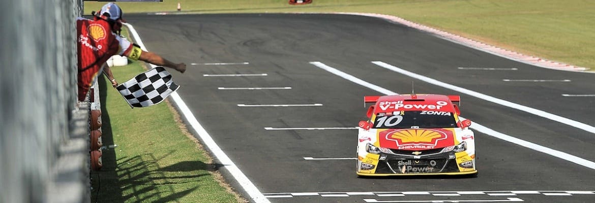 Zonta vence a segunda corrida da Stock Car no Velo Città
