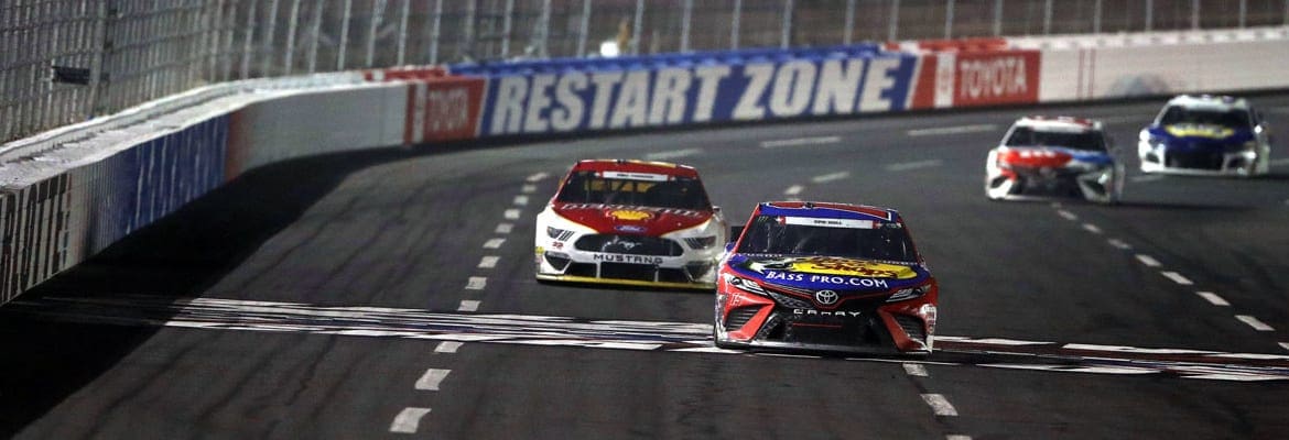Martin Truex Jr vence a ‘frenética’ 600 Milhas de Charlotte; Busch o terceiro