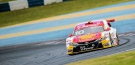 Zonta ignora problemas e fecha sexta-feira na frente; Barrichello foi o 16º