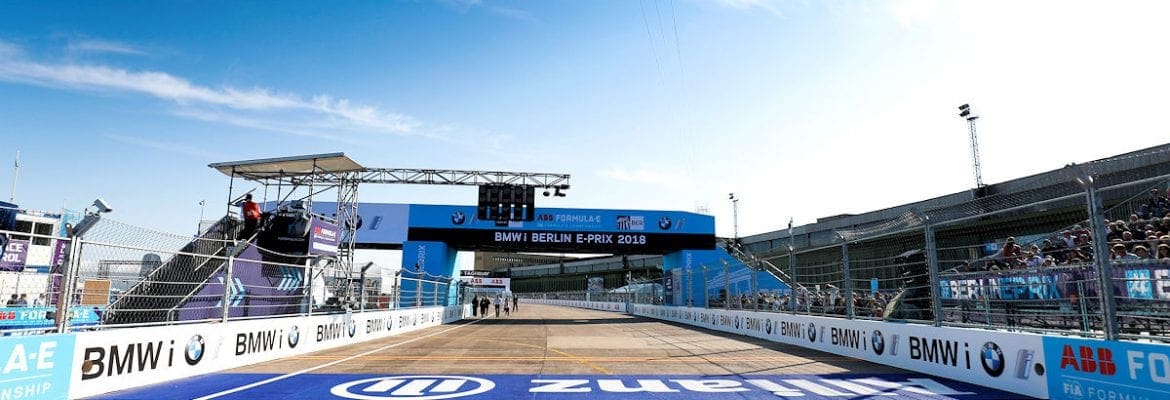 GIRL POWER: como as mulheres trabalham no sistema de credenciamento da Fórmula E; veja o vídeo