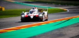 Toyota lidera novamente nos testes da tarde em Barcelona