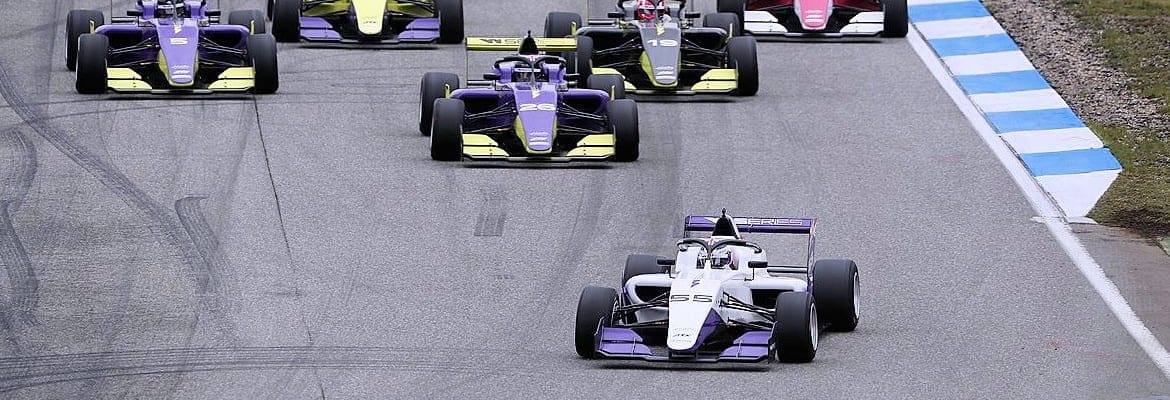 W Series busca ser evento suporte da F1 em 2021