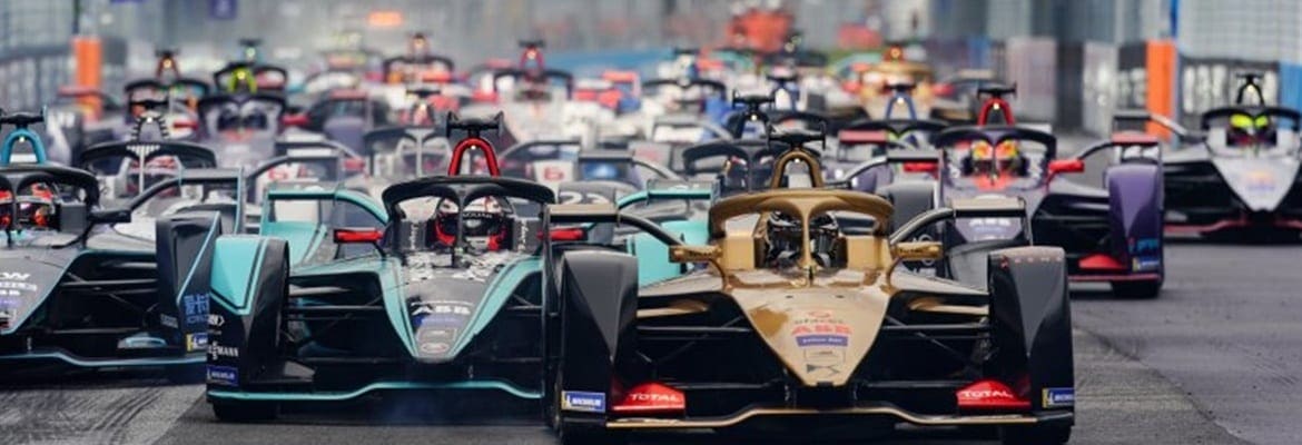 Comissários estão a disposição dos pilotos para explicar as punições