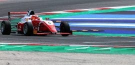 De ponta a ponta, Gianluca Petecof vence pela 3ª vez em quatro provas no italiano de F4