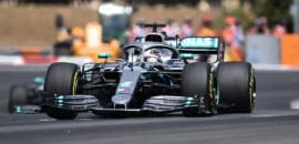 Hamilton foi completo na França e faz história com a Mercedes